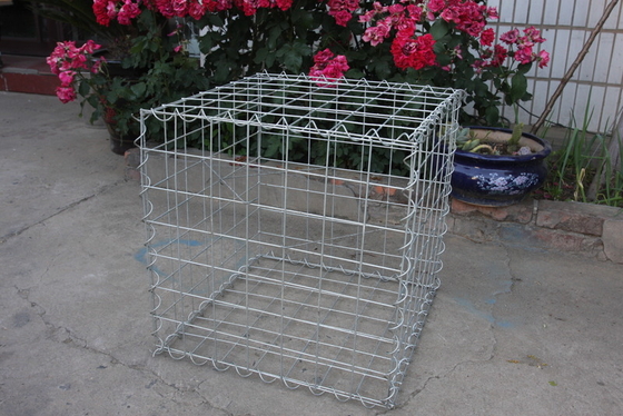 Galvanized Alloy Gabions Tensile Strength Spot Welded Gabion Boxes