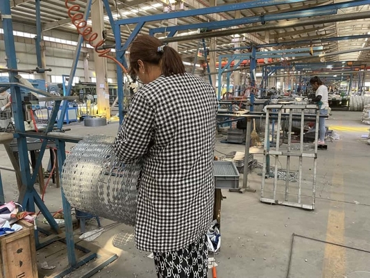 Galvanized Low Carbon Tensile Steel Barbed Wire For Perimeter Protection