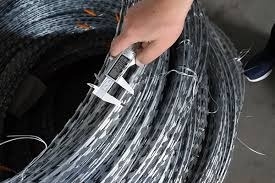 2.5mm Galvanized Iron Single Razor Wire
