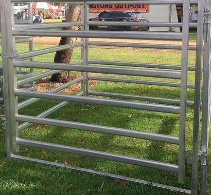 Customized Wire Mesh Fence Panel Galvanized Livestock Fence Tight Mesh Panel